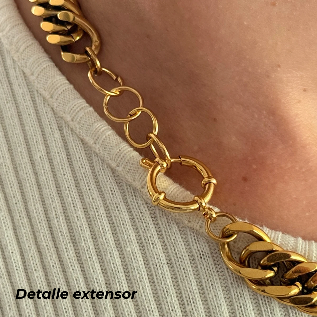 Superpoder ⟡ Chunky Cuban Chain Necklace