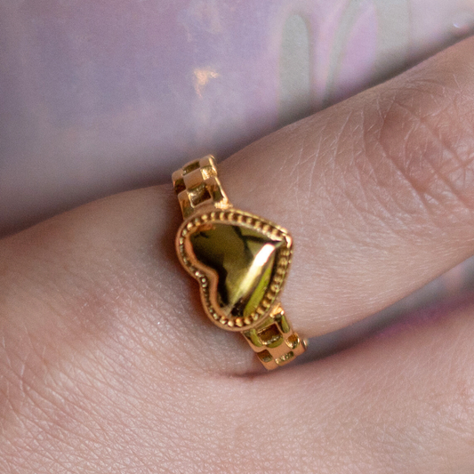 Me Elijo ⟡ Gold Tone Heart Ring