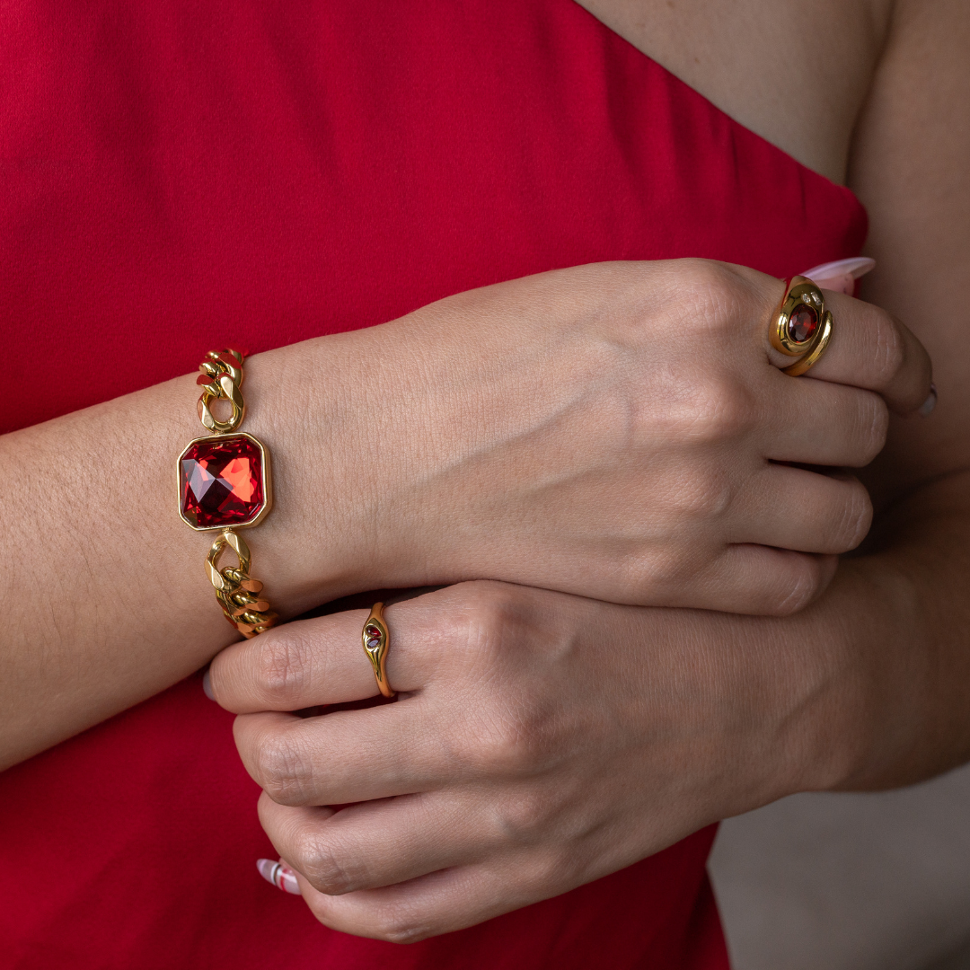 Valor ⟡ Red Bold Ring