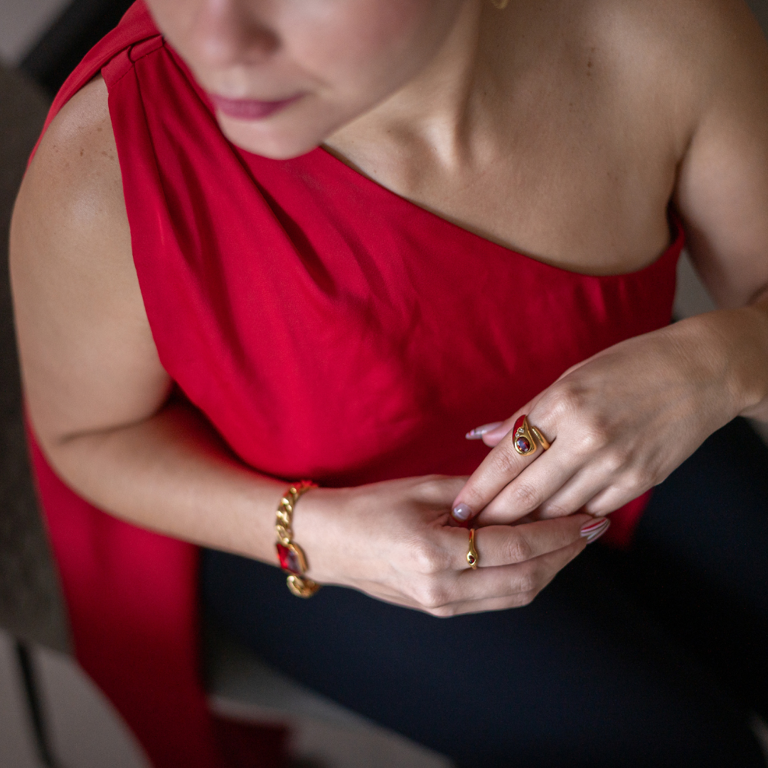 Valor ⟡ Red Bold Ring